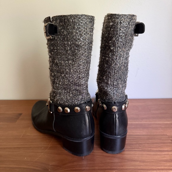 NWOB STUART WEITZMAN CityLink Motorcycle Woven Tweed Chain Boots Silver Black, 7 - Picture 8 of 15